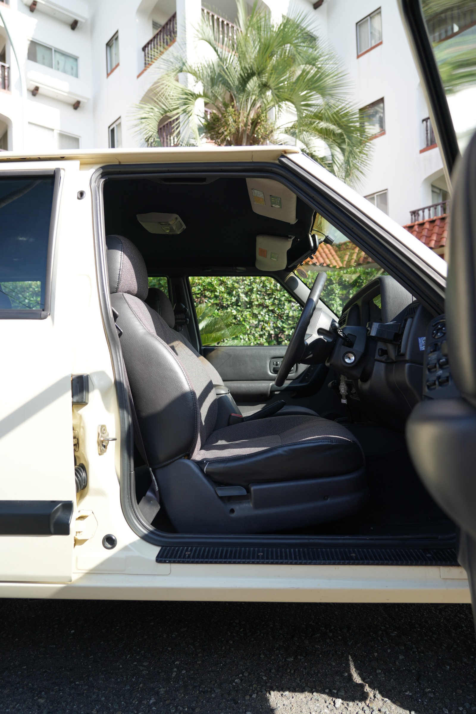 Jeep Cherokee Sport（1999年式） ネオクラシック中古車｜Young Timers Club.