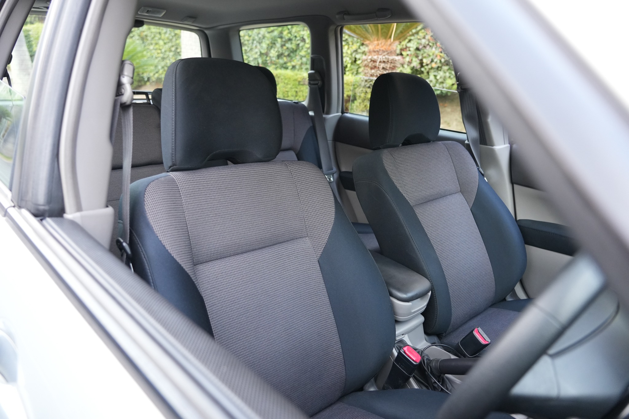 Subaru Forester 2.0X（2005年式） ネオクラシック中古車｜Young Timers Club.