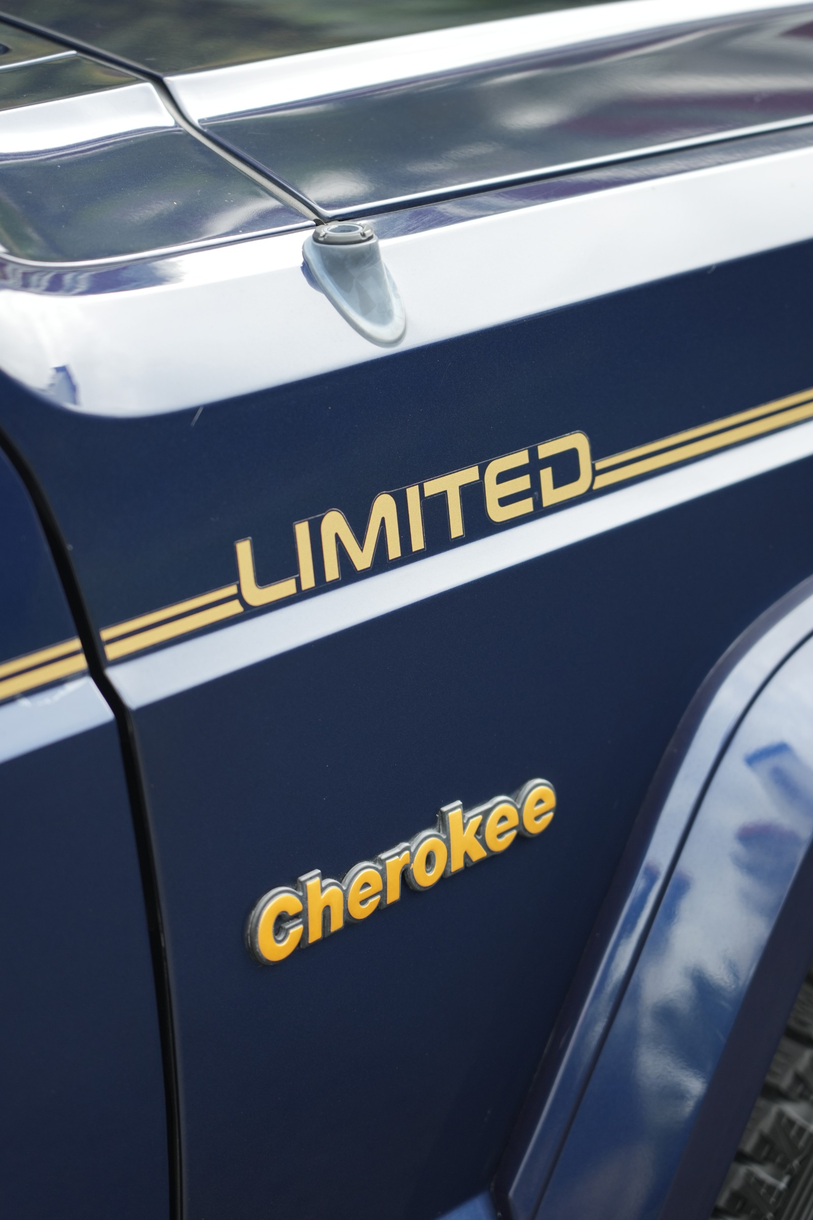 Jeep Cherokee Limited（1996年式） ネオクラシック中古車｜Young Timers Club.
