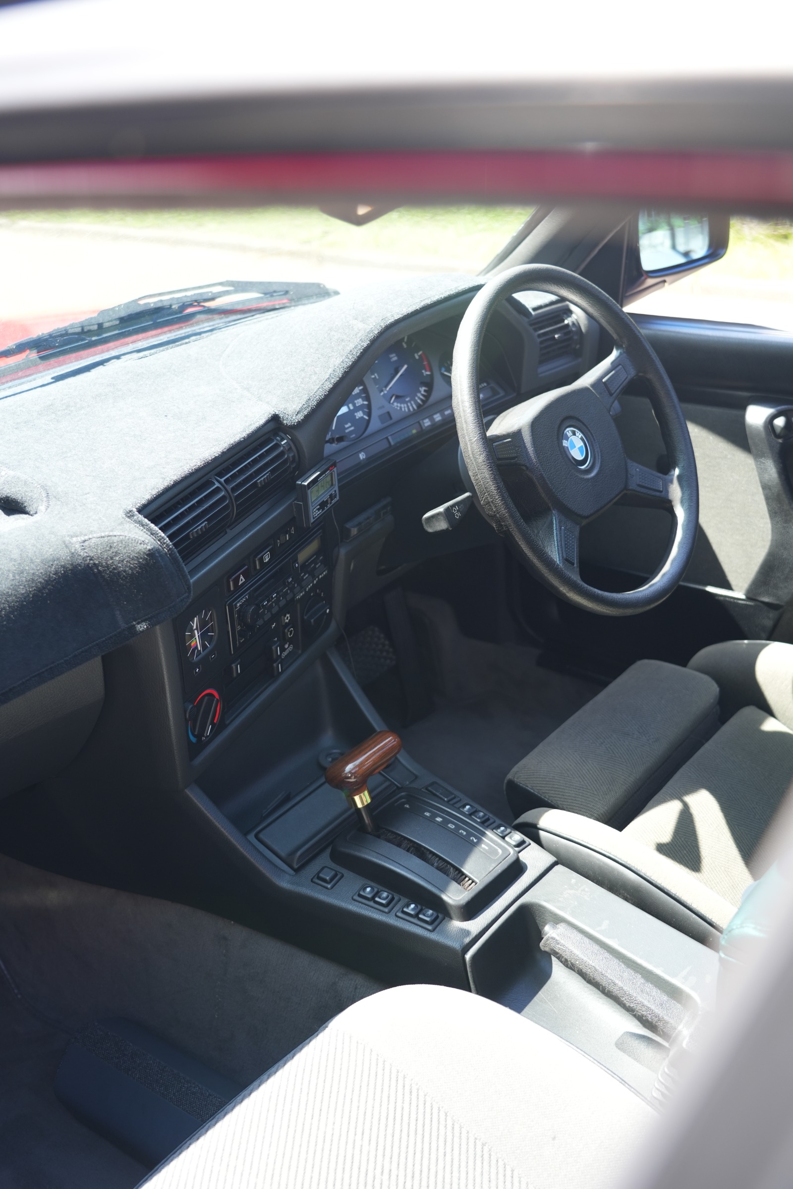 BMW 3 Series 318i（1988年式） ネオクラシック中古車｜Young Timers Club.