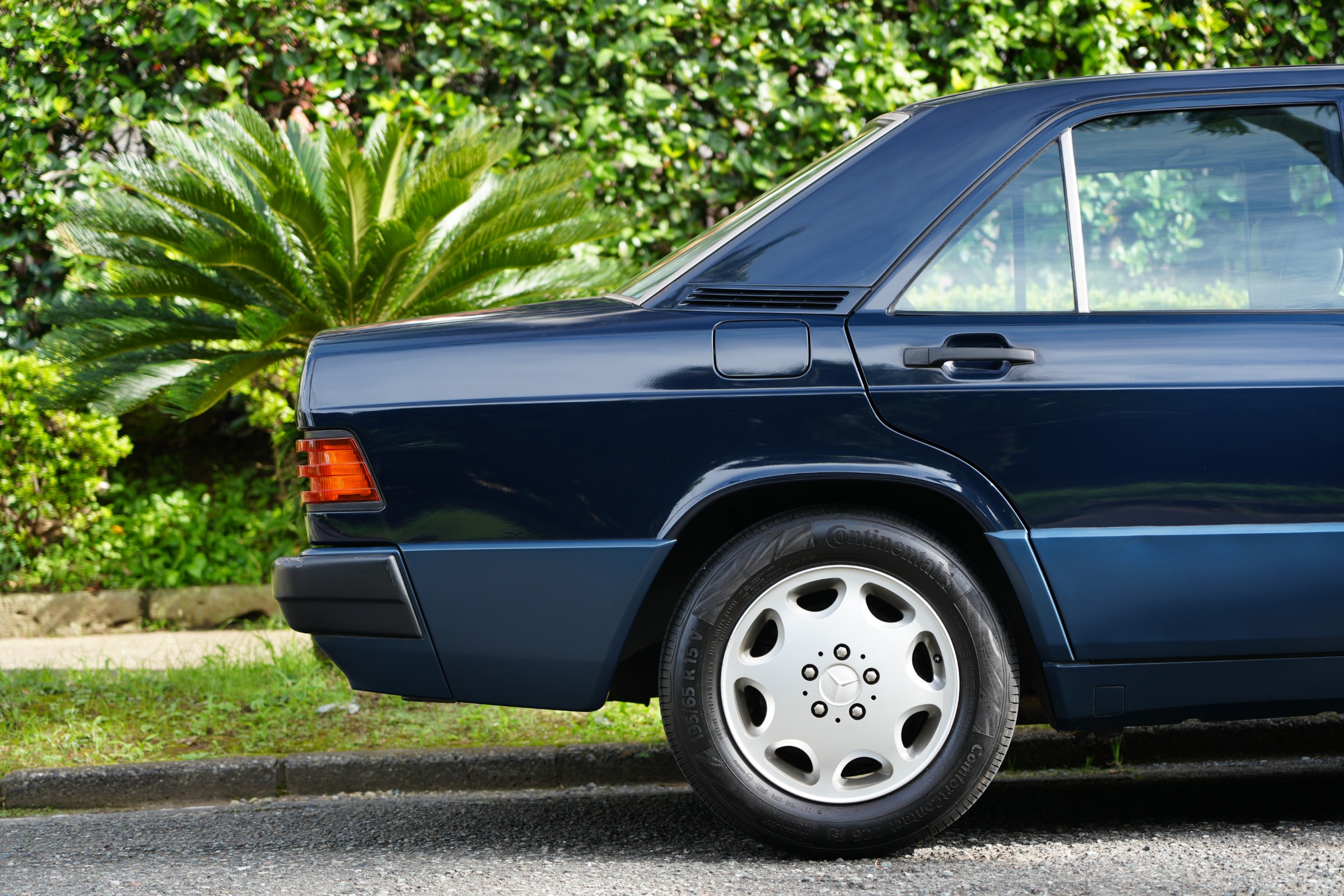 Mercedes-Benz 190E 2.0 2.0（1993年式） ネオクラシック中古車｜Young Timers Club.