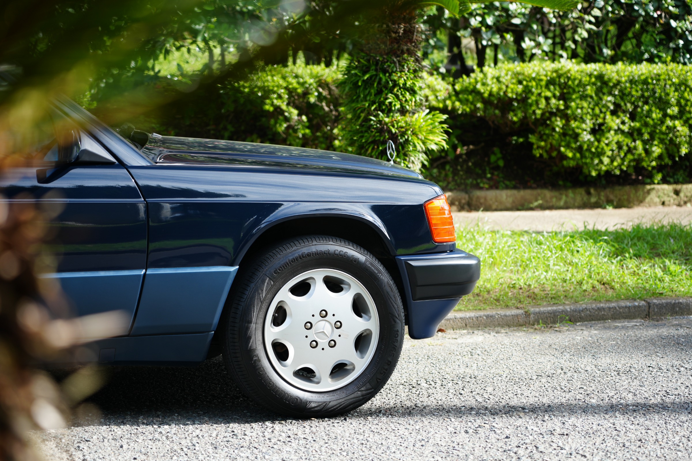 Mercedes-Benz 190E 2.0 2.0（1993年式） ネオクラシック中古車｜Young Timers Club.