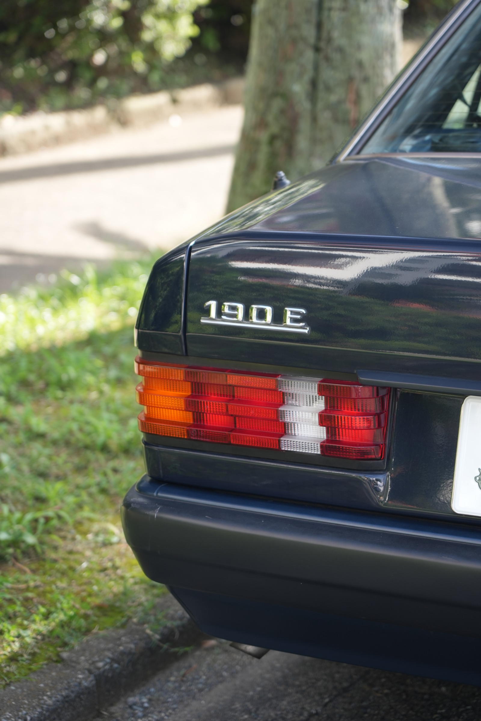 Mercedes-Benz 190E 2.0 2.0（1993年式） ネオクラシック中古車｜Young Timers Club.
